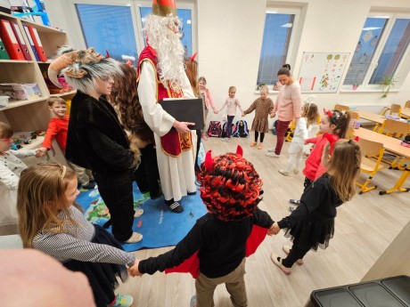 20251205_083049 [1600x1200]