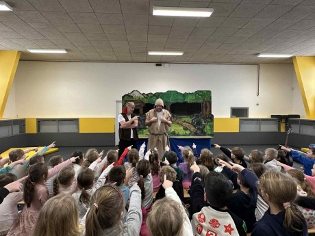 att.b5x7du4lz85EqLpYIBOf-rNzkqYVTR8Jijg5hHo1Fic [1600x1200]