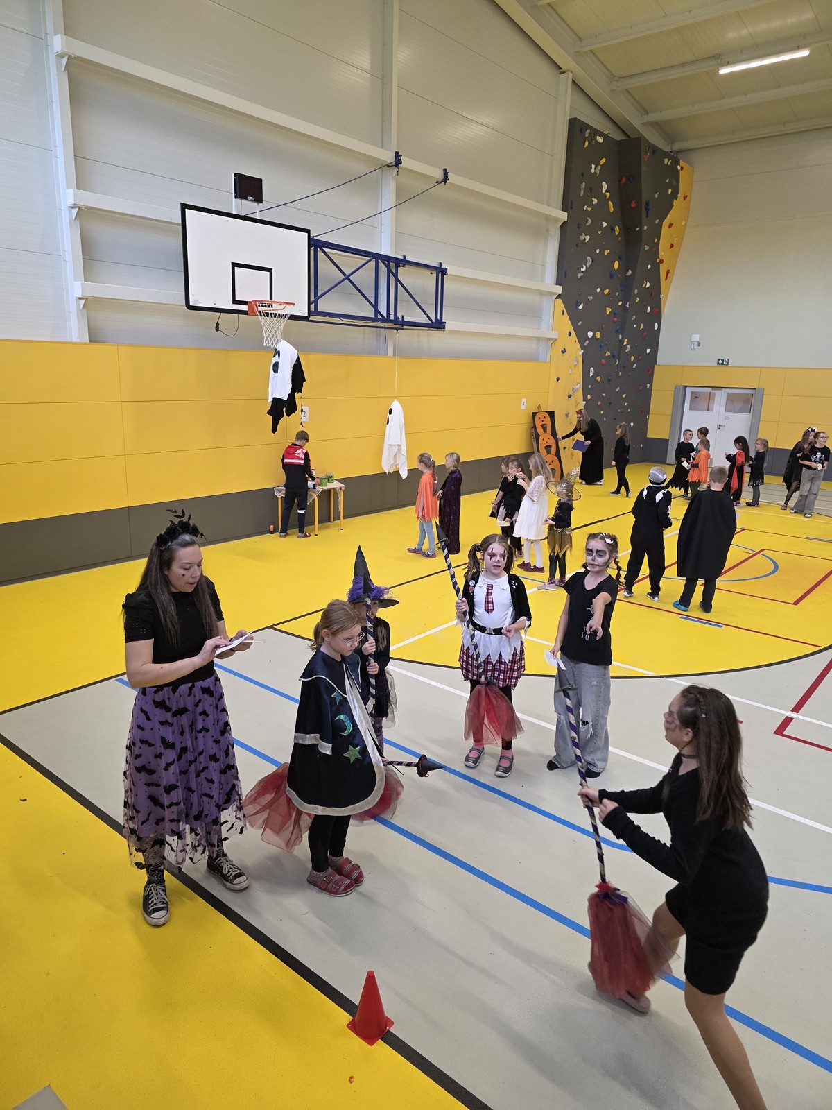 20251031_130955 [1600x1200]