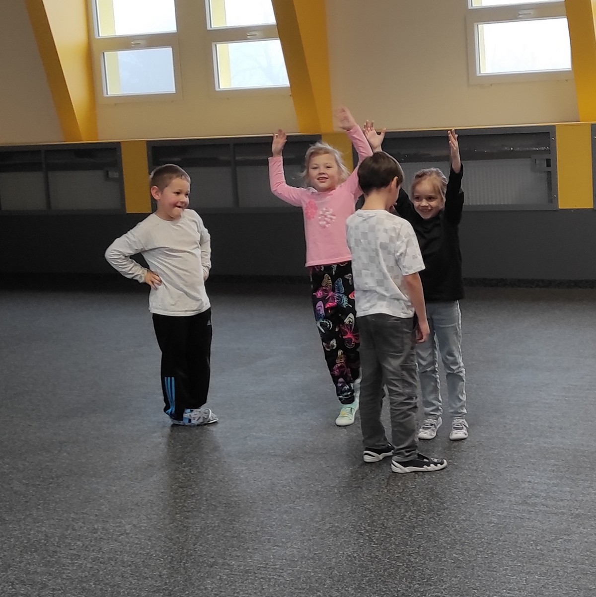 IMG_20251113_200427 [1600x1200]