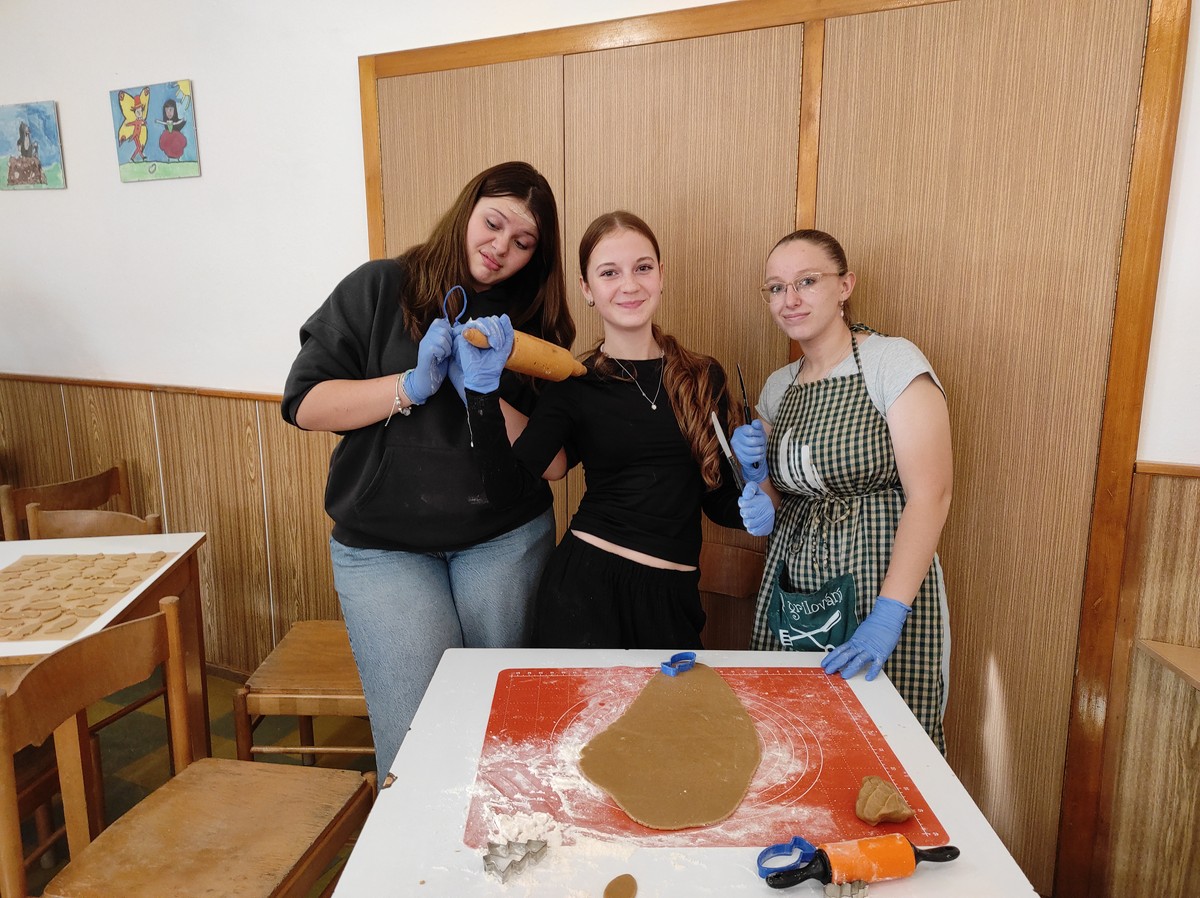 1765965521712 [1600x1200]