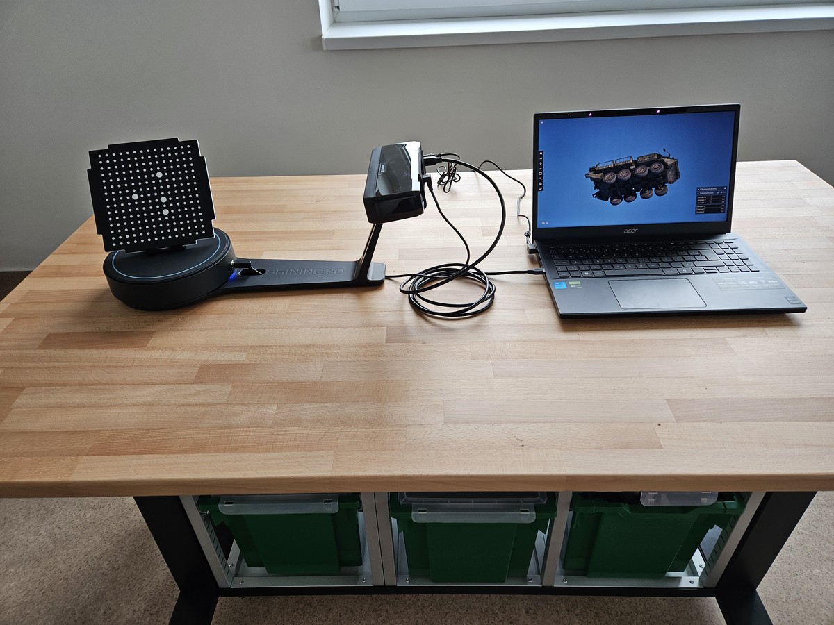 FCL_ucebna_3D_skener_pracoviste