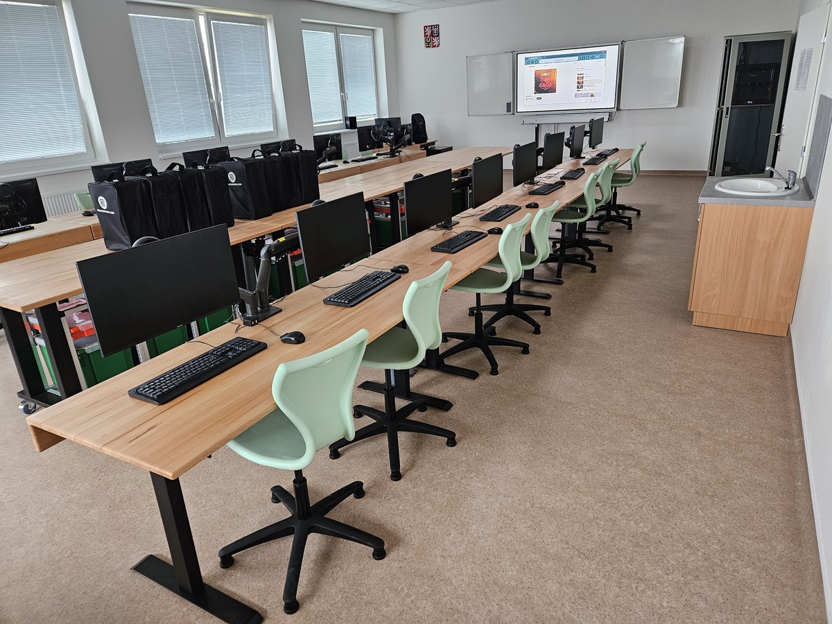 FCL_ucebna_zakovske_pracoviste_a