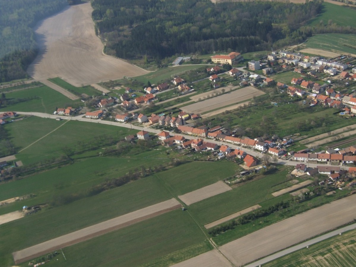 Letecke_snimky_skoly7_foto_Pavel_Filouš