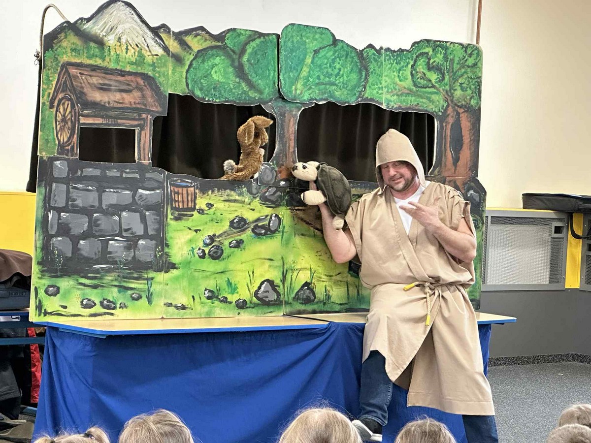 att.QDaww0Yg1XgZtSZFyOoWVClbzGUpUMrZUTCzCYo5VTc [1600x1200]