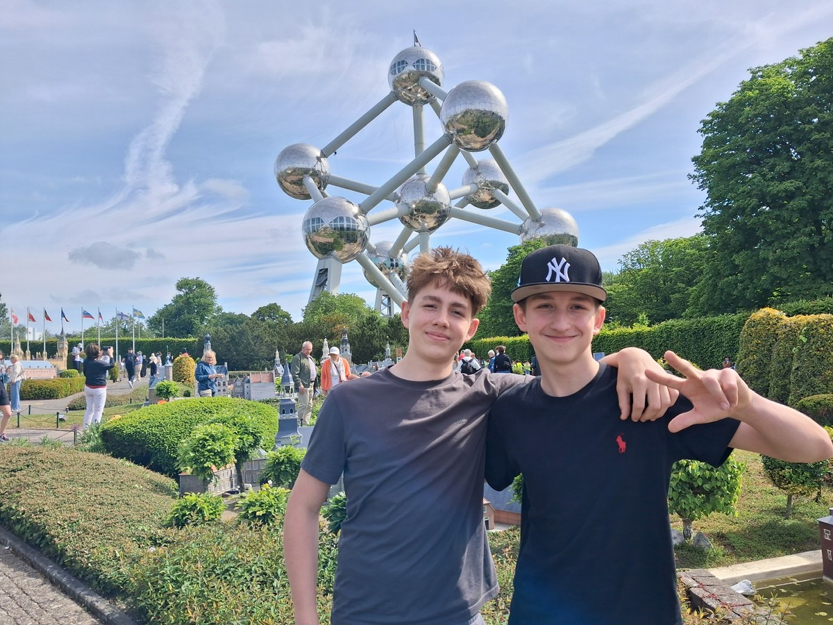 Atomium-Brusel1 [1600x1200]